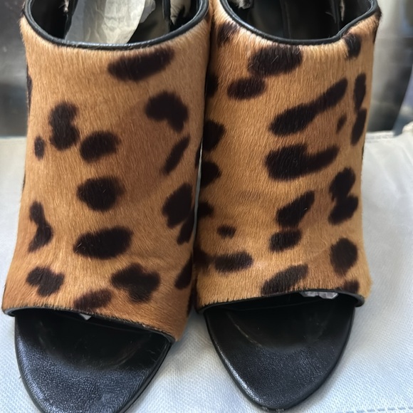 Alexander Wang Leopard Alla Peep-toe Wedges 37 7 Khloe Kardashian - Picture 4 of 8